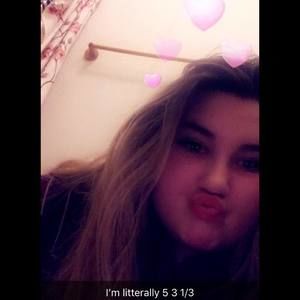 Meet your Posher, Eva